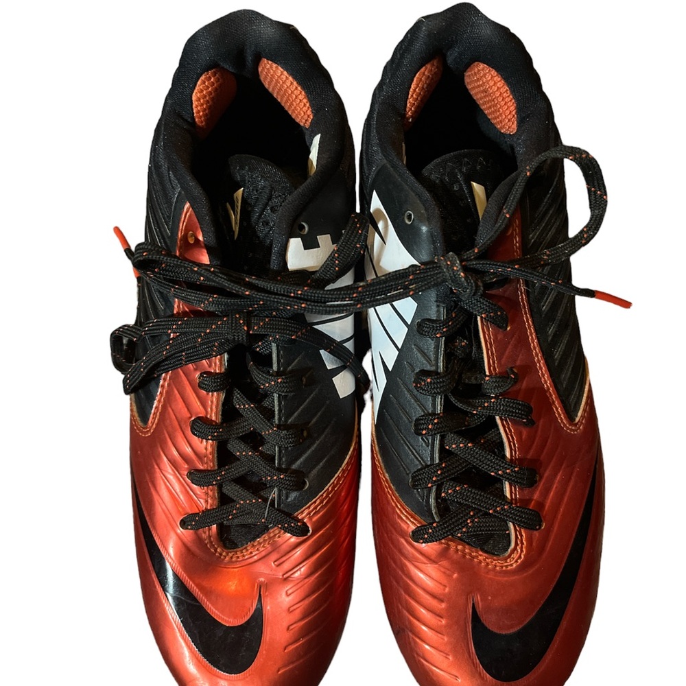 Nike Cleat like new